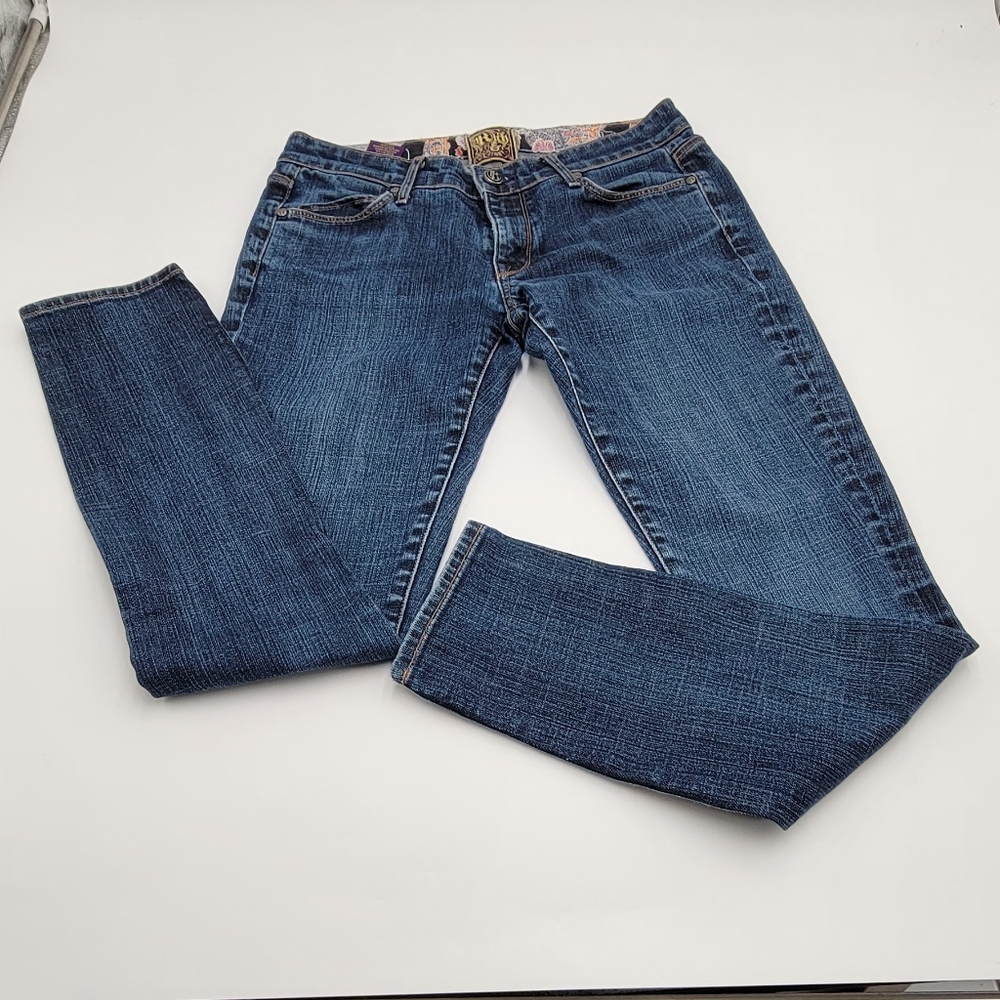 Rich & Skinny Women's  Skinny Blue Jeans Size 27. ( US  4  )Dark Wash. Low Rise.